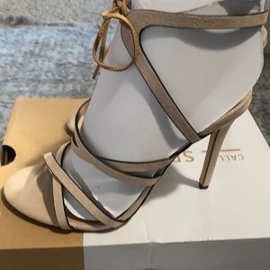 Nude self tie Vegan heels size 9